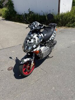 Honda x8r 50ccm 2t