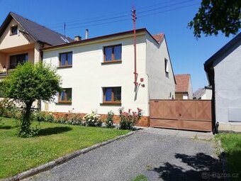 Kolešovice - RD 5+1 s pozemek 592 m2