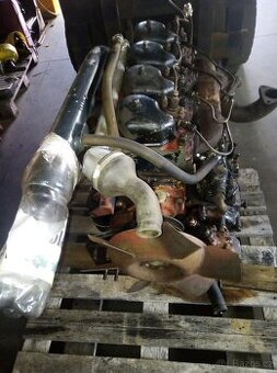 Motor zetor 7001