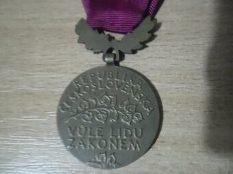 Řád 25. února - Vůle lidu zákonem - 1
