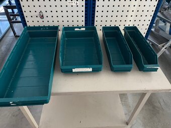 SKLADOVACÍ BOXY NA DÍLY RŮZNÉ ROZMĚRY