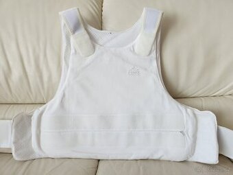 fenix vesta balistická neprůstřelná taktická samopal policie