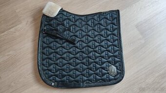 Drezurní podsedlové dečky