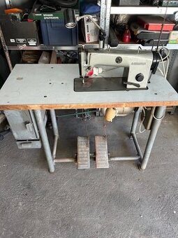 Průmyslový šicí stroj Minerva