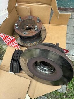 Kotouče a desky Iveco Daily - přední