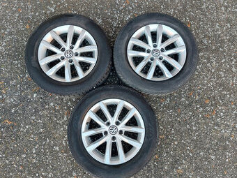 VW Passat, originál 16" alu kola