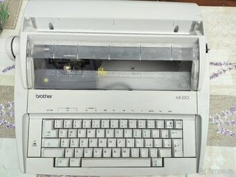 Psací stroj Brother AX-300