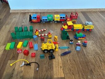 Lego Duplo vláček, výhybky, koleje, závory a jiné