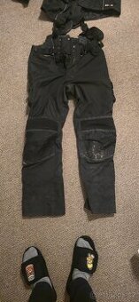 Prodám oblečení na motorku