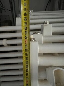 Koupelnový žebřík bílý,