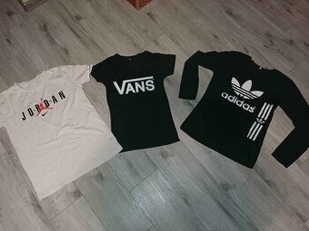 Dámská trička vel S a L