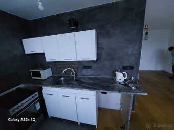 Pronájem, byt 1+1, 40 m, Josefa Suka, Most, Česko