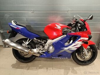 Honda CBR 600F naj. pouze 13800km