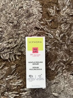 Sephora jemné peelingové sérum