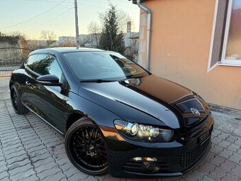 Volkswagen Scirocco 1.4TSI 160k Black Alcantara TOP STAV R19