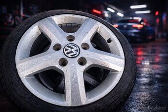 5x120 VW Amarok 6,5Jx16 ET62 číslo dílu 2H0071496A alu disky