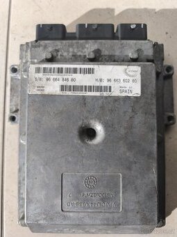 Řídící jednotka motoru DCU-102