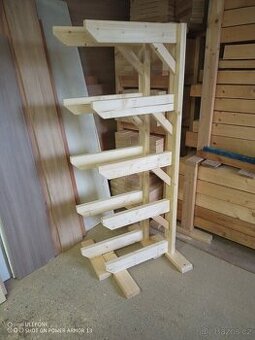 Regál, sušák pro natěrače