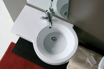 keramické umyvadlo s odkládací deskou - výprodej