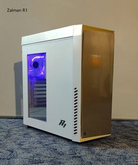 Počítačové skříně - Zalman R1 | Corsair 100R | Cooler Master
