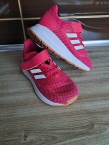 Adidas vel. 24