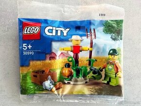 LEGO City 30590 Farmář a strašák (polybag)