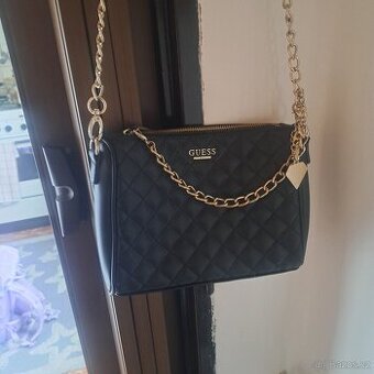 Kabelka Guess