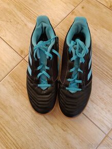 Prodám sálovky Adidas Predátor vel.38 2/3 - 1