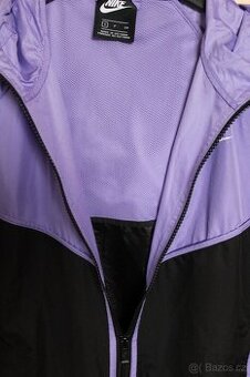 slabá bunda Nike vel. S