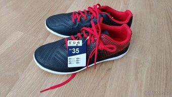 Dětské kopačky Decathlon velikost 35 - Nové