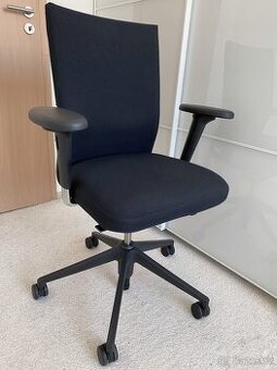 Kancelářská židle - Vitra ID Soft PC 25000,- NOVÁ