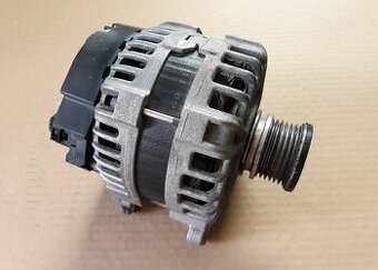 Alternátor Audi A4 A5 Q5 Seat Exeo 03L903017