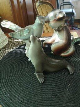 porcelánové sošky zvířat