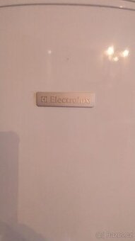 Lednička s mrazákem