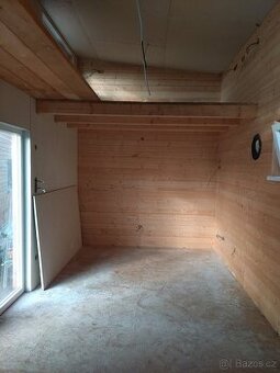 Tiny house