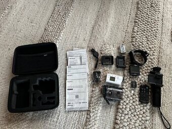Sony fdr-x3000 s příslušenstvím