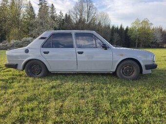 Skoda 120