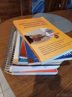 Knihy - personalistika, podnikání, zákoník práce atd. (STARŠ