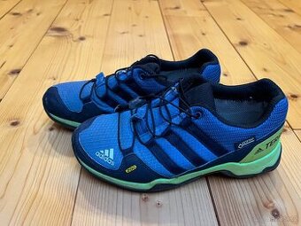 Sportovni boty Adidas, velikost 32, goretex