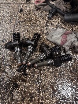 Vstřikovače PD Superb 2 2.0tdi BMP