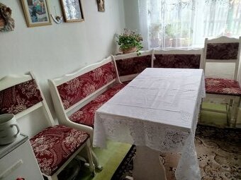 Kuchynsky jidelni kout rohovy.