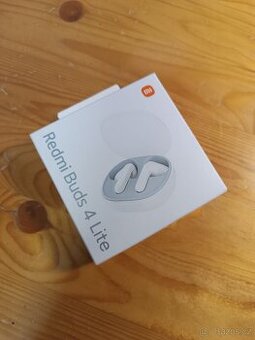 Xiaomi Redmi Buds 4 Lite Bílá
