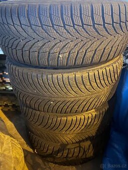 SADA 4 zimnich kol 225/45 R18