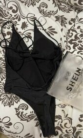 dámské černé jednodílné plavky vel. M a L