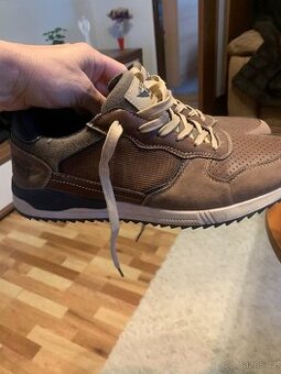 Prodàm sportovni obuv