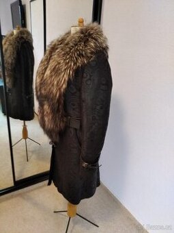 Kožený kabátek s liskou