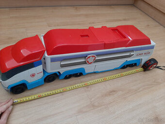 Panenky, elektronické hračky, auta, vlaky, dřevěná puzzle