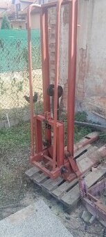 Vysokozdvih za malotraktor