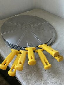 Pizza podnosy 7ks / cena za všech 7 ks