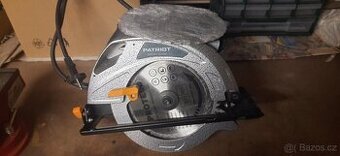 Ruční kotoučová pila